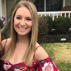 Meet your Posher, Amanda